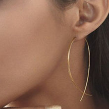 Fish Shaped Stud Simplicity Earrings Copper Wire Hand Made Earring for Women stud Earrings Female 2017 Geometric NEW e019